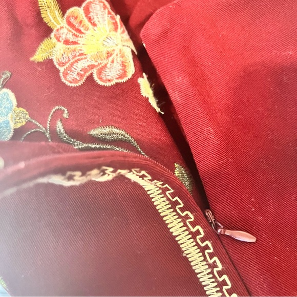 Harper miniskirt in berry color w/floral embroidery-Medium - Picture 5 of 11